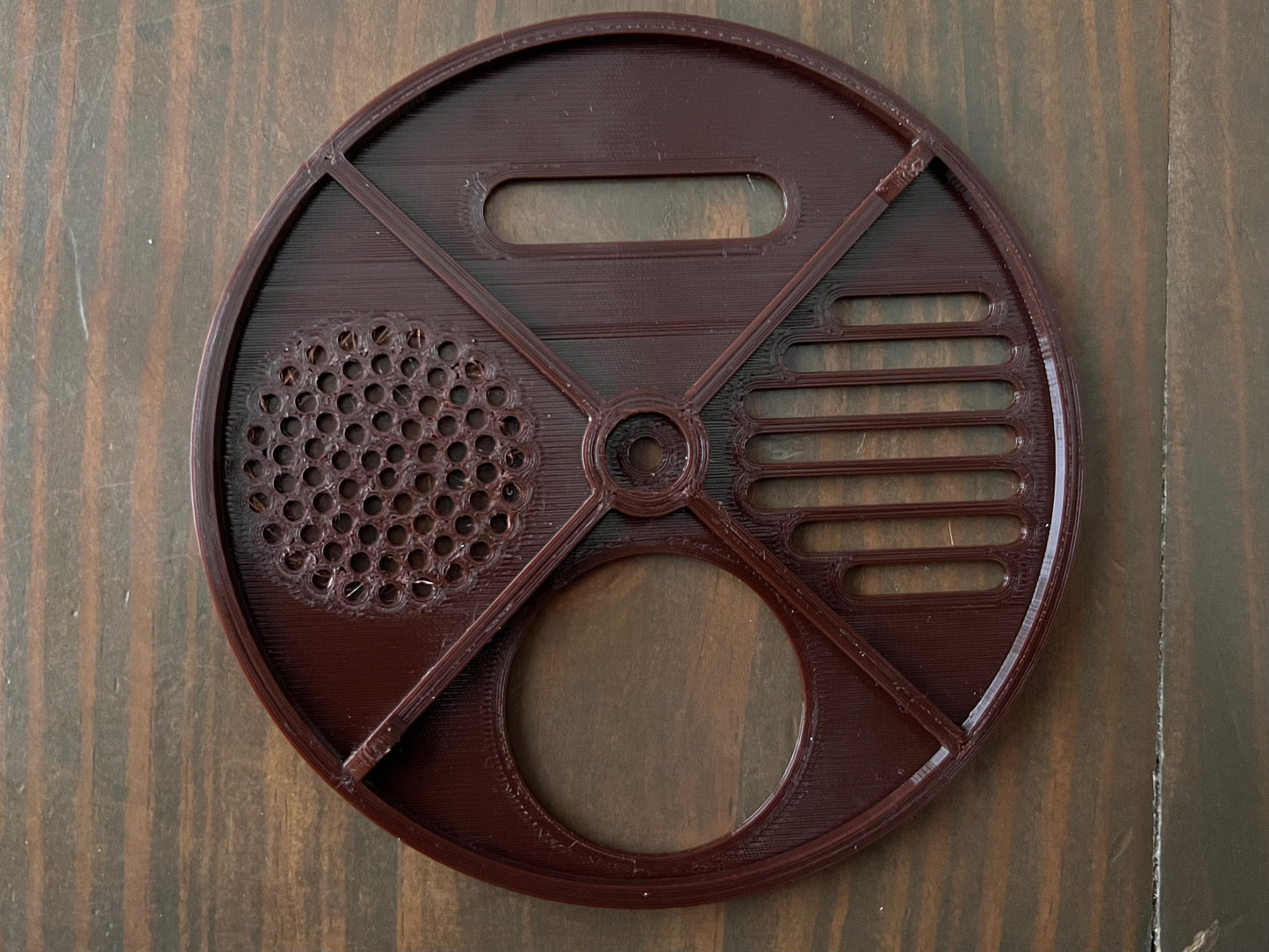 Layens Beehive Entrance Discs (4 7/8 inch) - Pack of 6